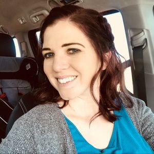 Meet your Posher, Lisa